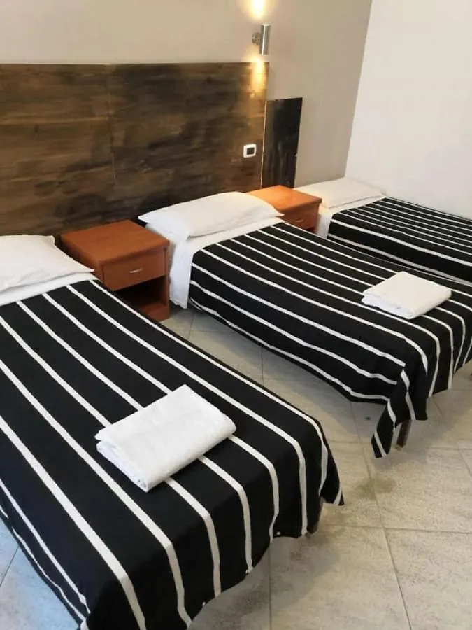 Romasia Guesthouse Italy